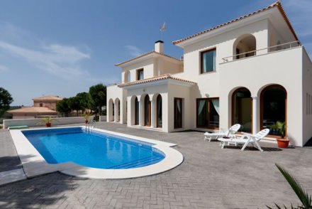 Villas for sale in Spain