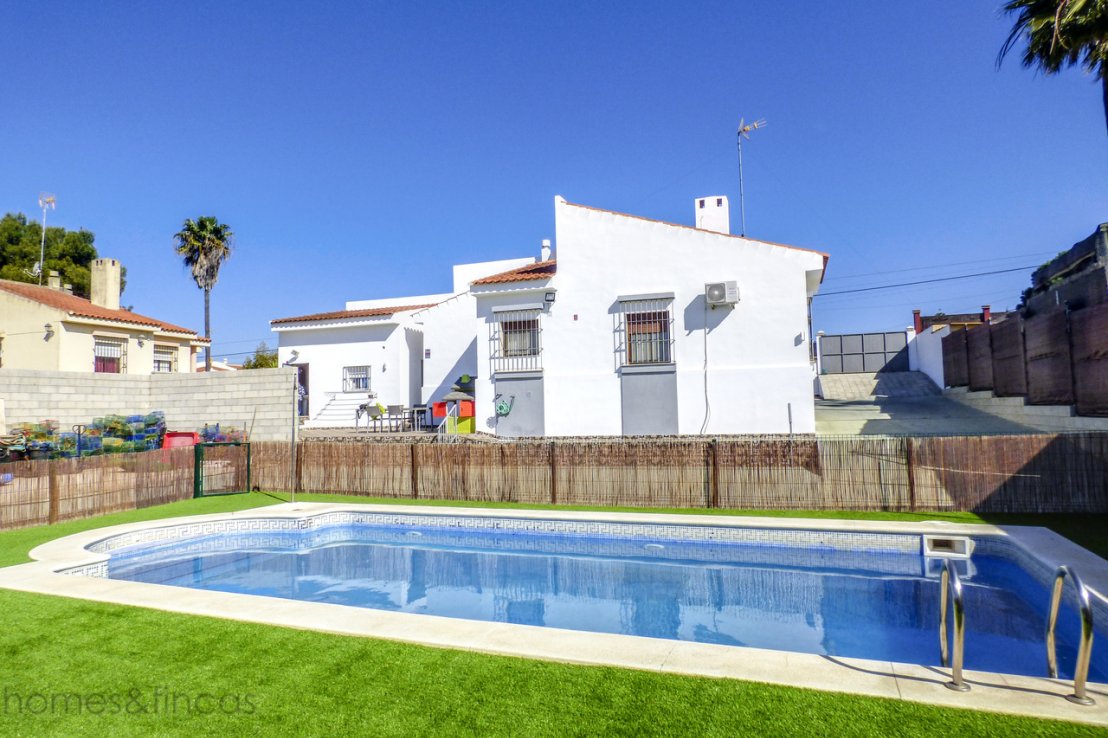 Villas Sale Spain Villa in Ayamonte 3003
